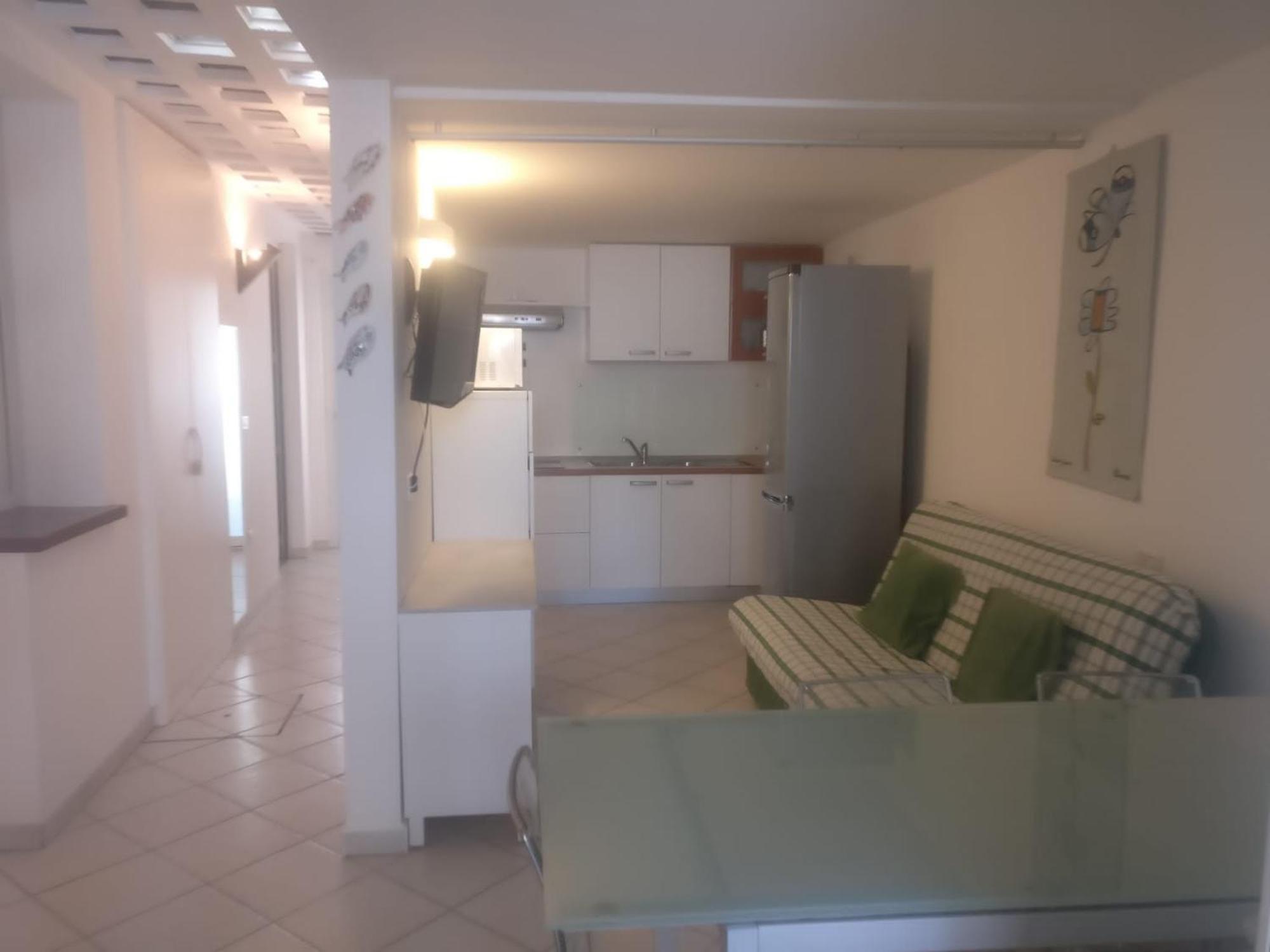 Hotel Eros Residence Червия Екстериор снимка