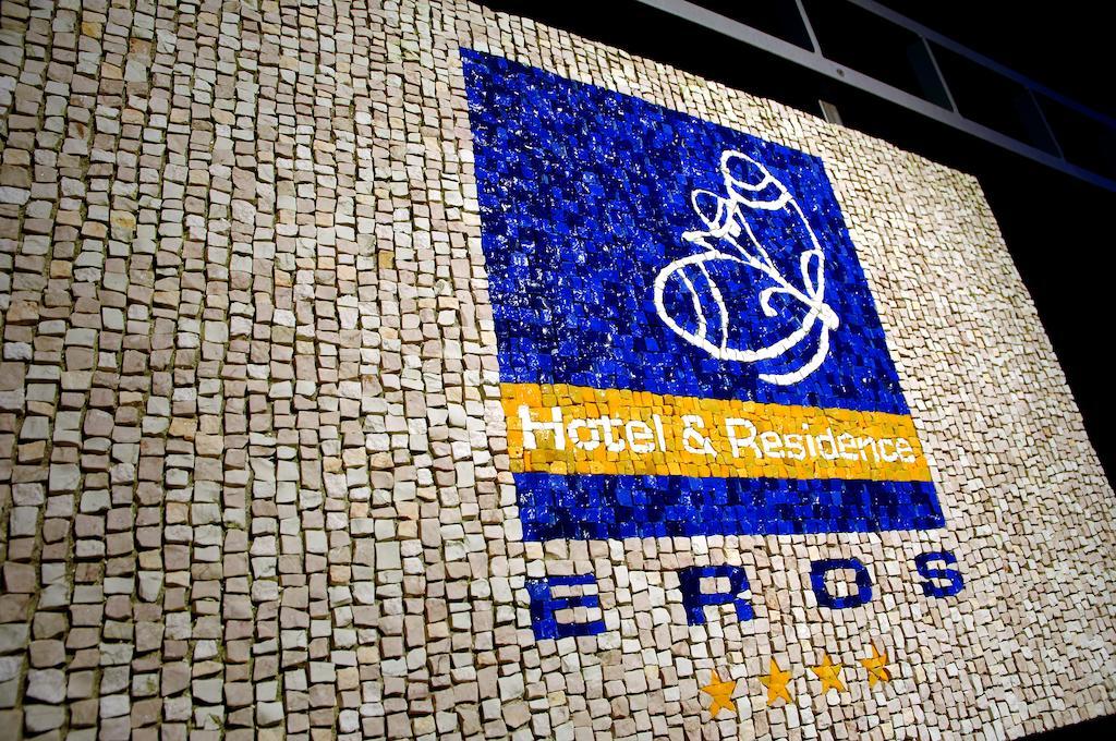 Hotel Eros Residence Червия Екстериор снимка